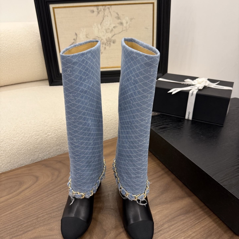 Ch**el boots